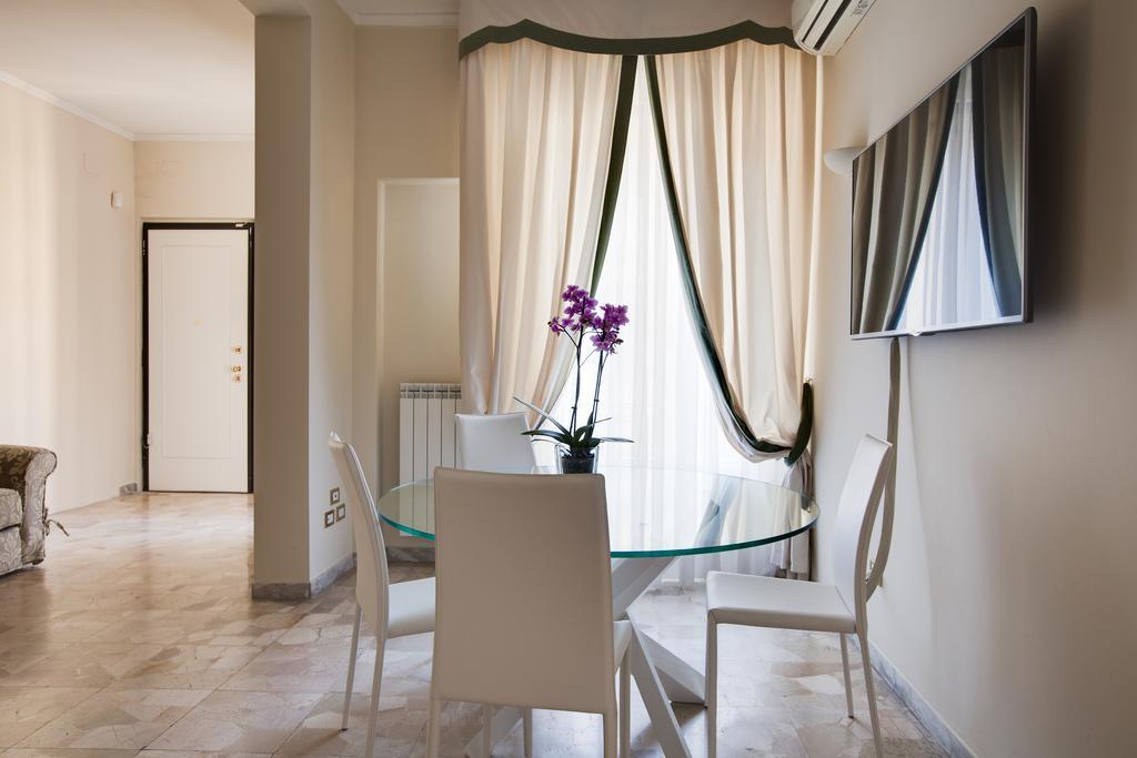 Kometa Suites & Apartments Florenz Zimmer foto