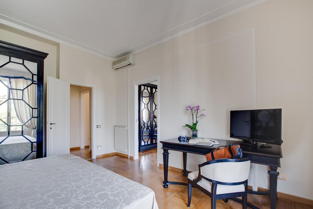 Kometa Suites & Apartments Florenz Zimmer foto